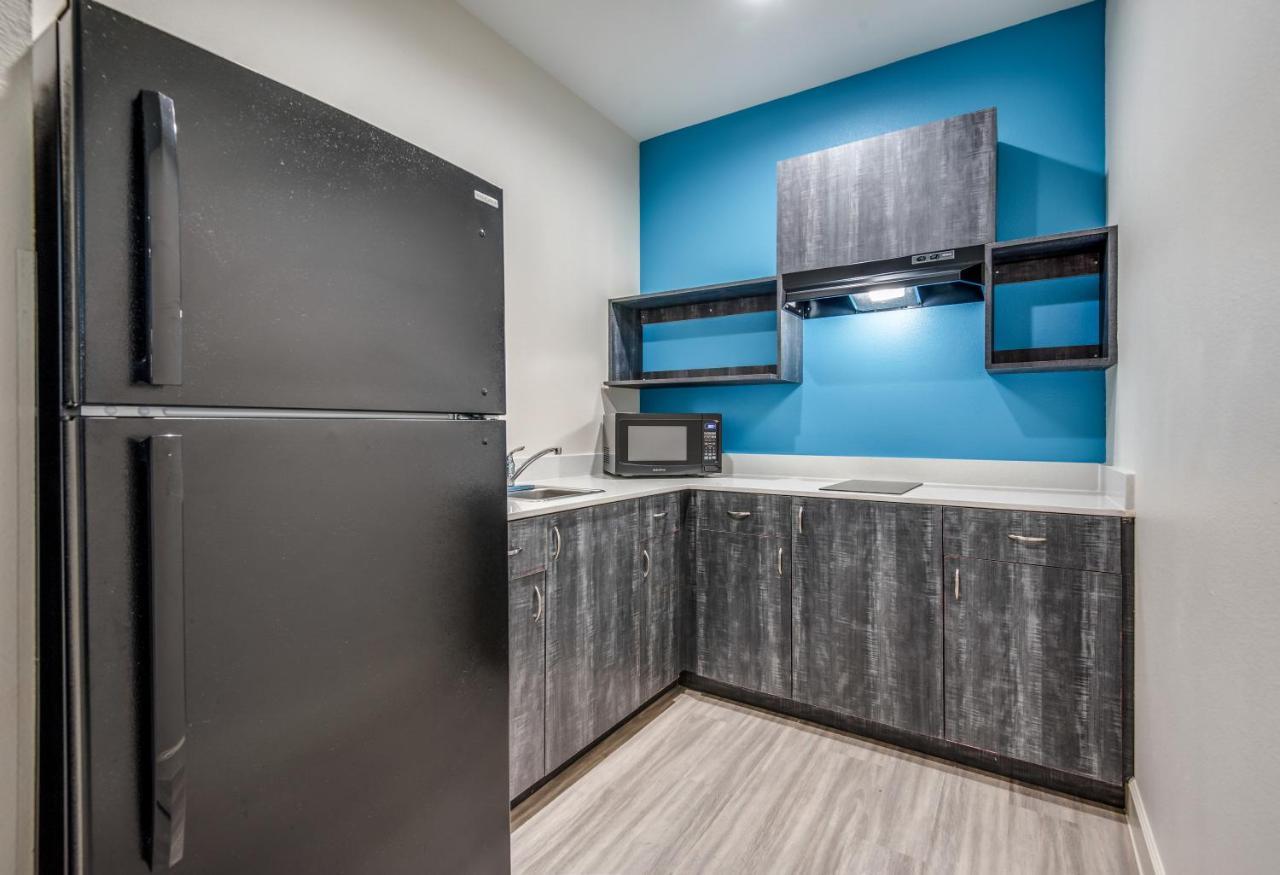 Americas Best Value Inn & Suites Houston At Hwy 6 エクステリア 写真