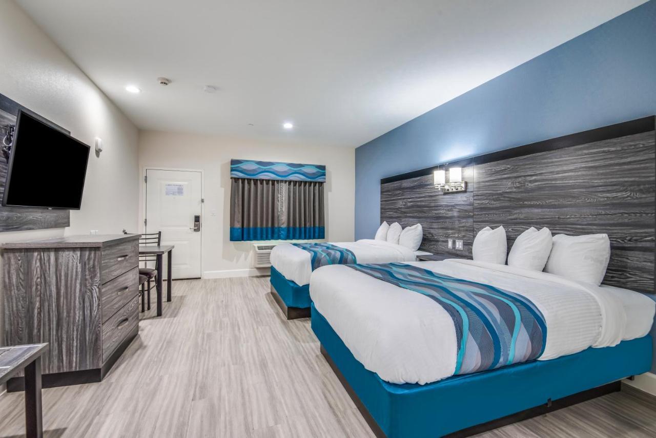 Americas Best Value Inn & Suites Houston At Hwy 6 エクステリア 写真